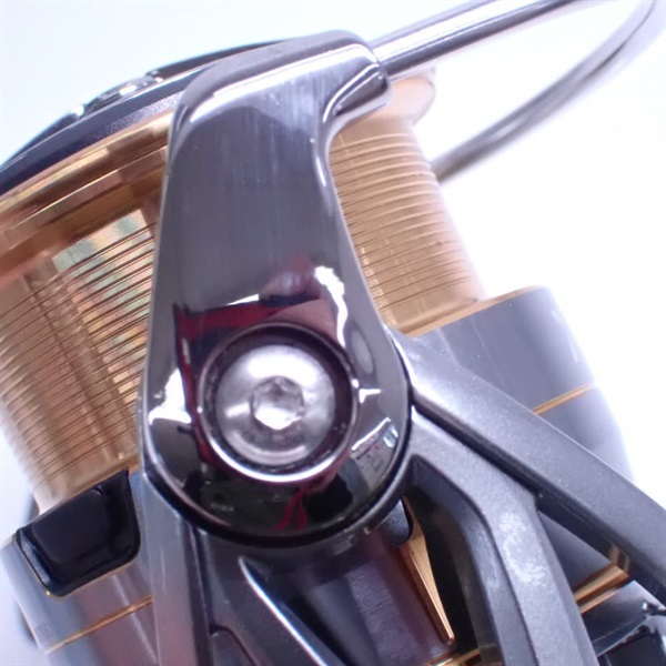 １８フリームスＬＴ３０００Ｓ－ＣＸＨ